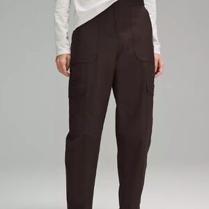 lululemon Light Utilitech Cargo Pocket High-Rise Pant